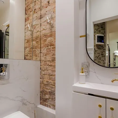 Superapart Hoza 39 * Warszawa